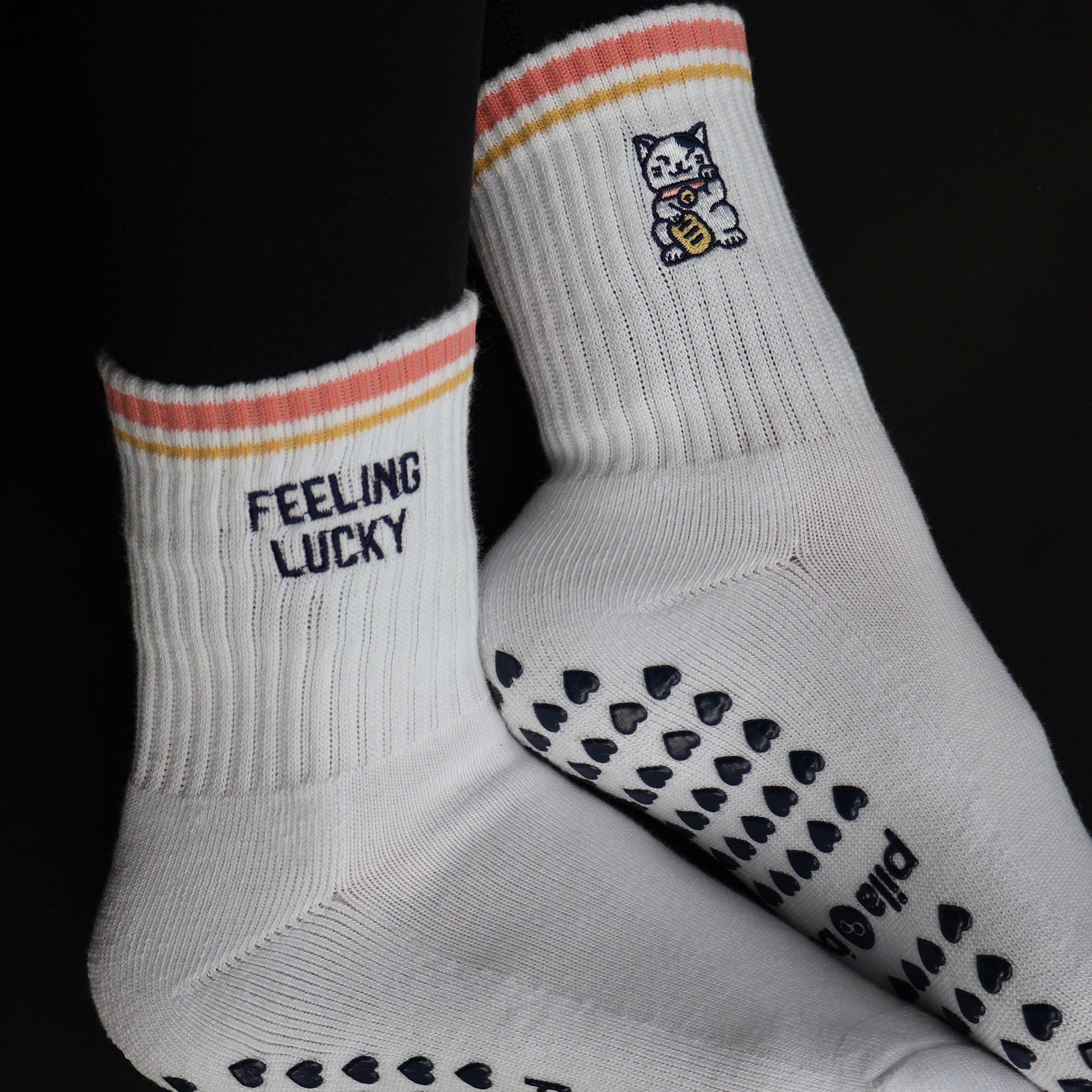 Feeling lucky grip socks for barre