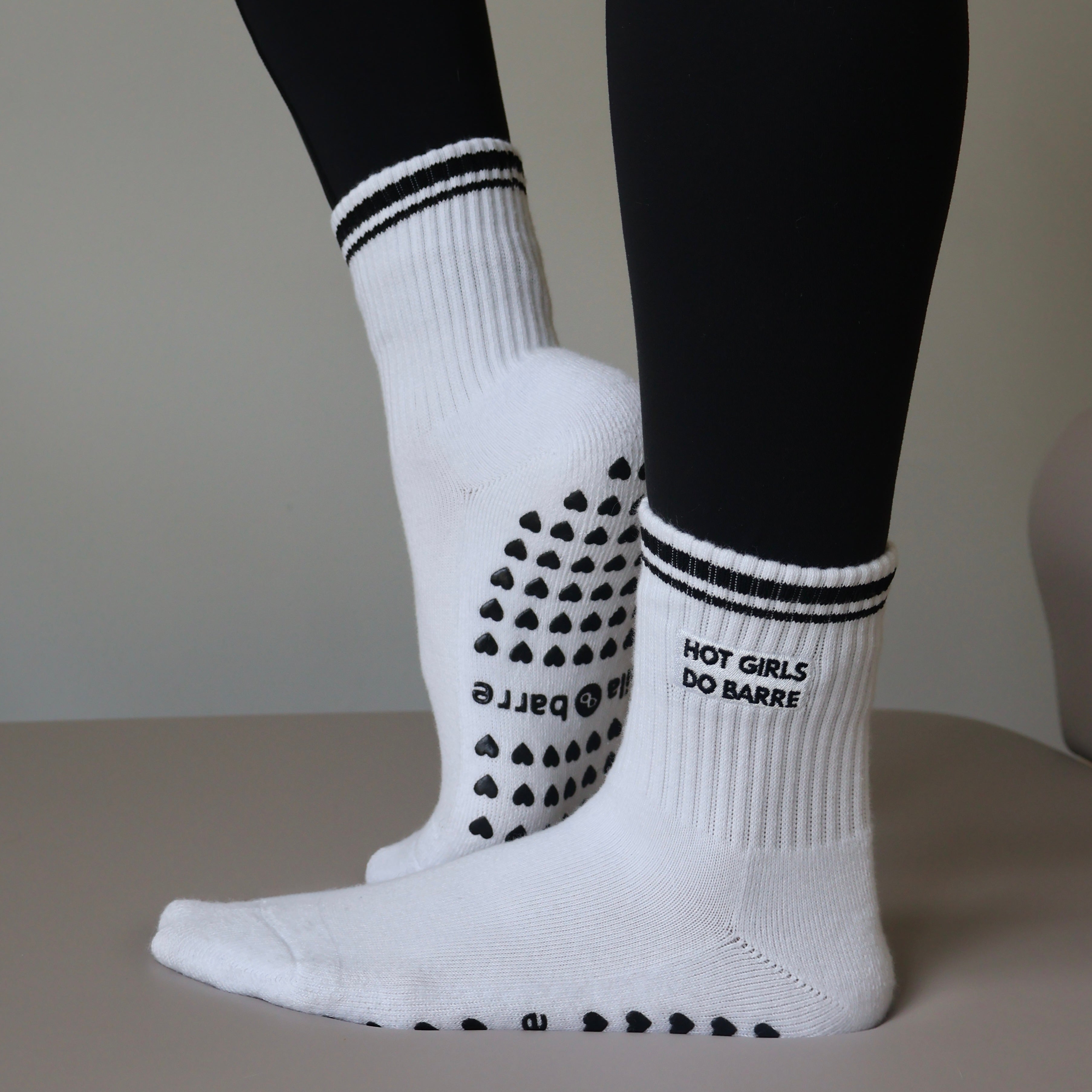 HOT GIRLS DO BARRE SOCKS WHITE/BLACK 2