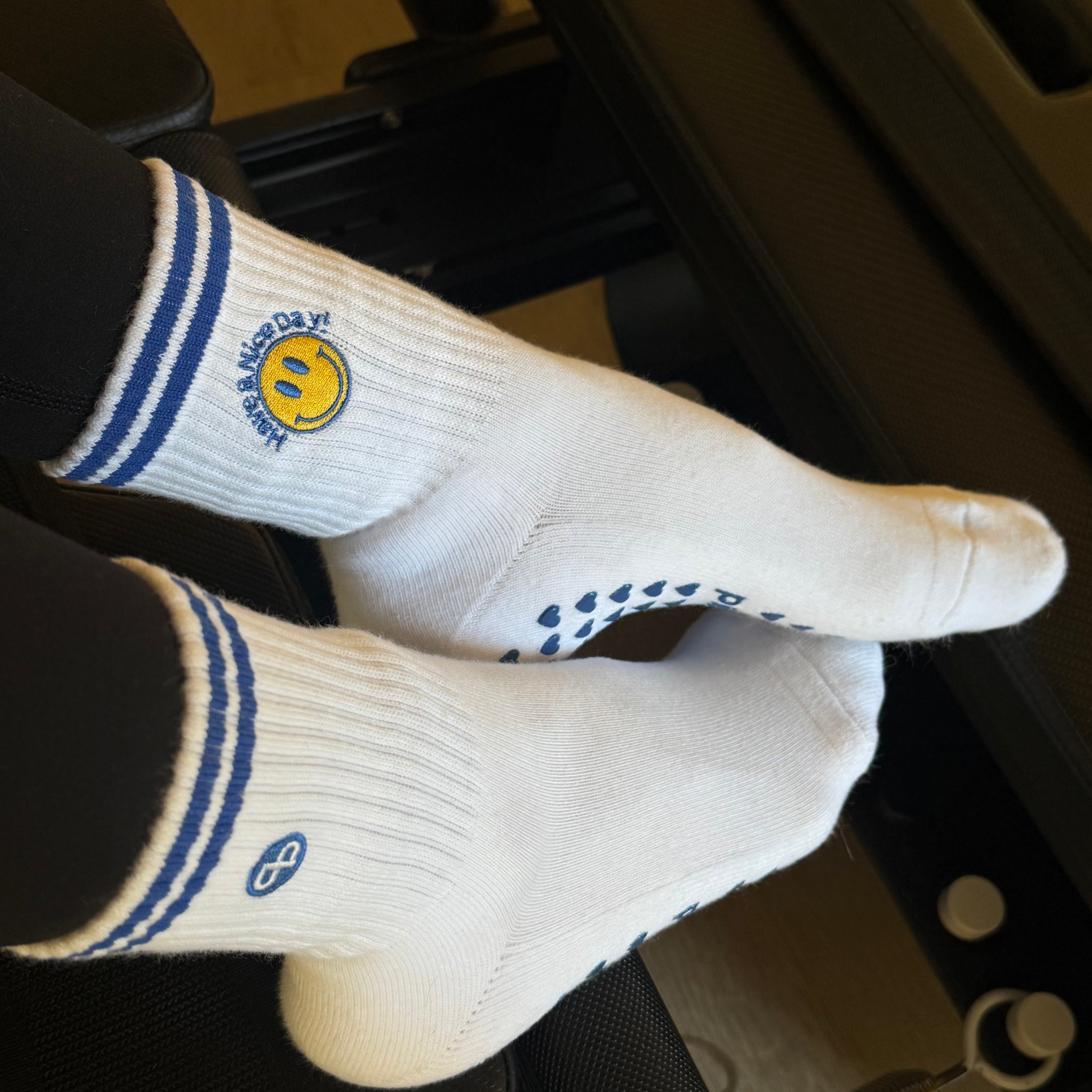 Have a Nice Day Grip Socks