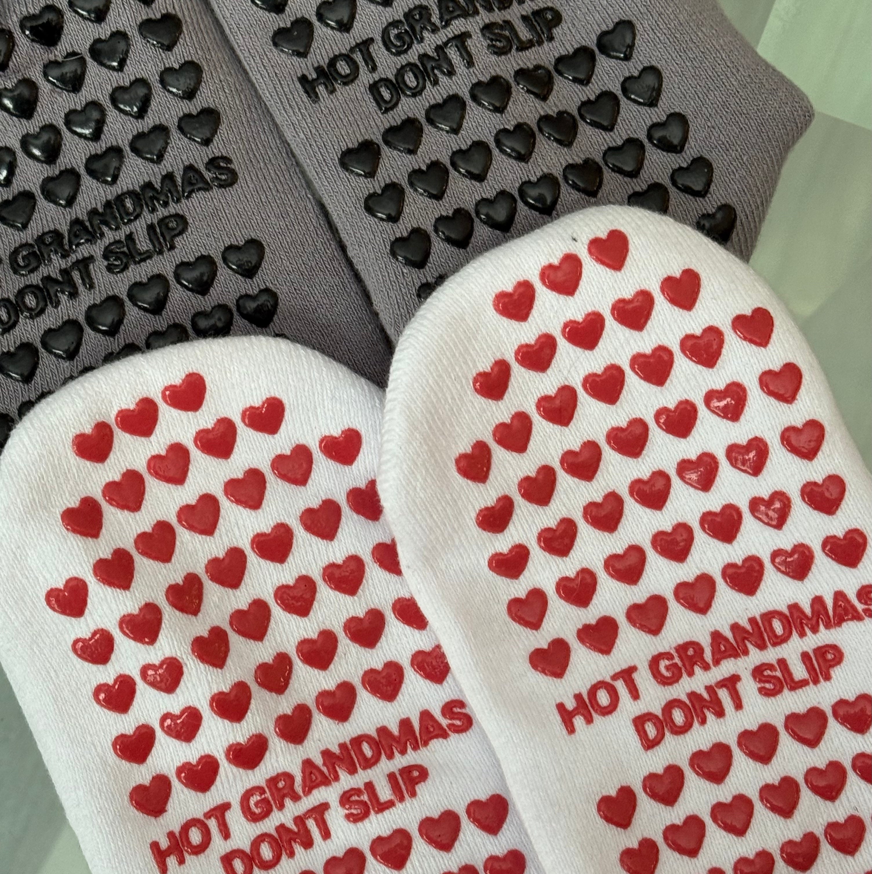 Hot Grandmas Dont Slip Low Sock - White/Red My Store Pila-Barre