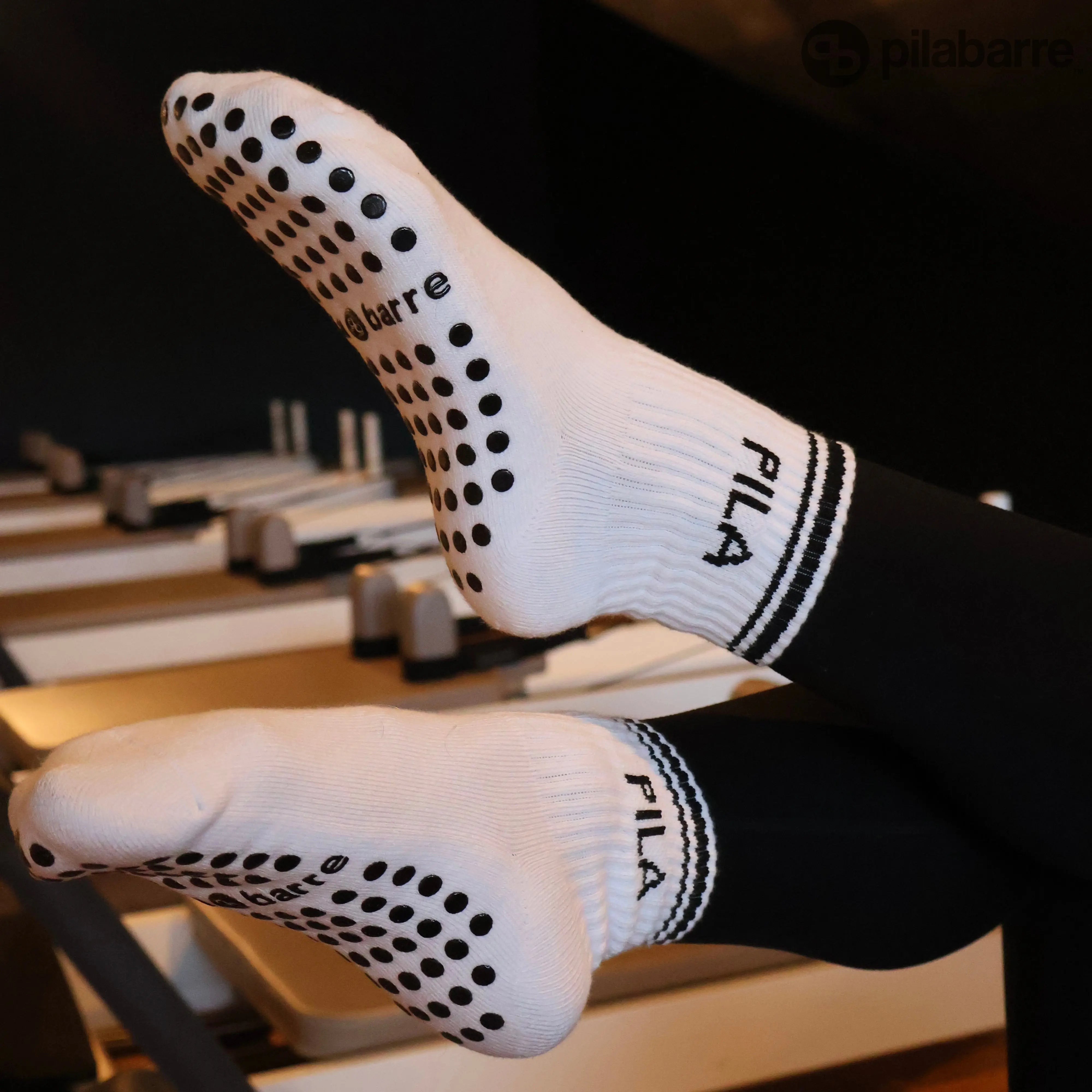 PILA ESSENTIAL WHITE PILATES SOCKS 2