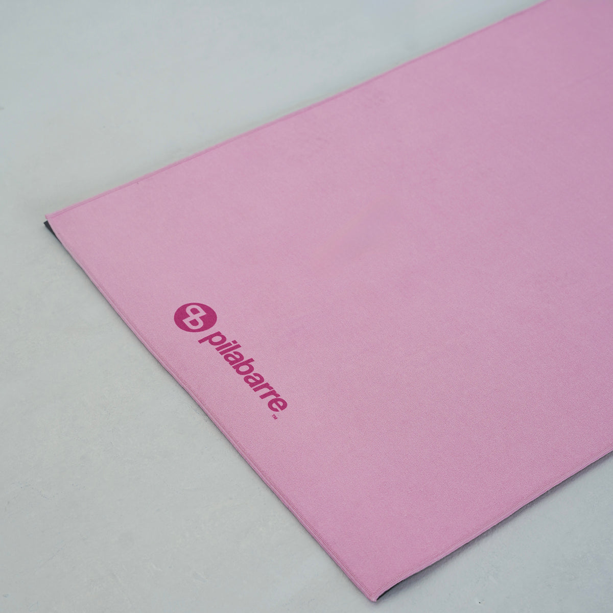 PILA Mat Grip Towel - Pink 2