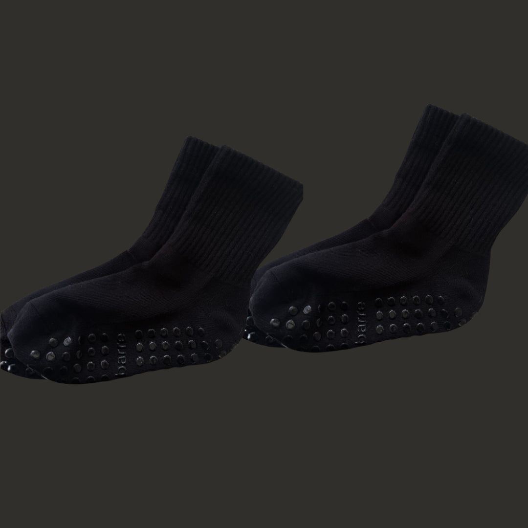 PILA plain best black grip socks 2 pack bundle