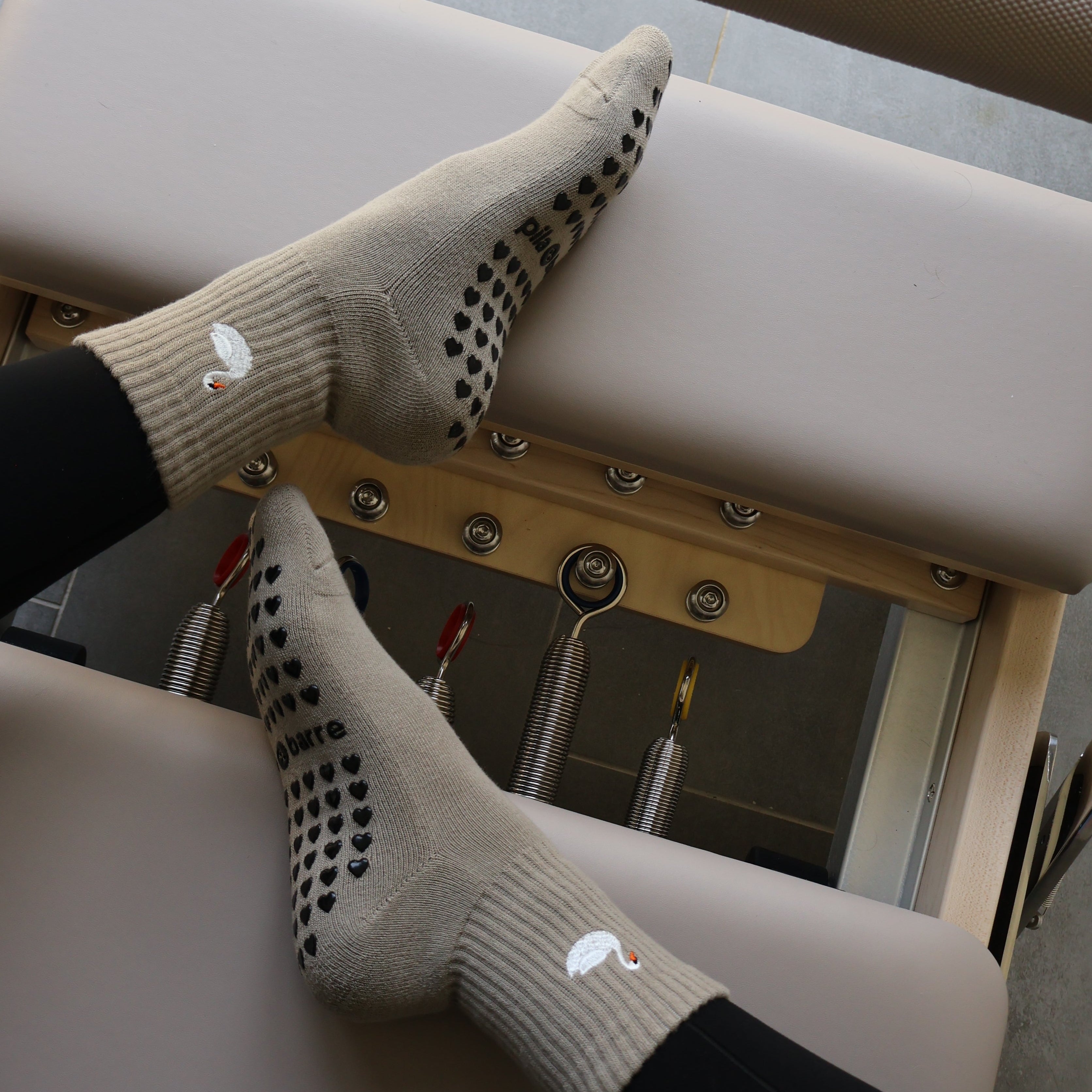 SWAN GRIP SOCKS FOR PILATES AND BARRE