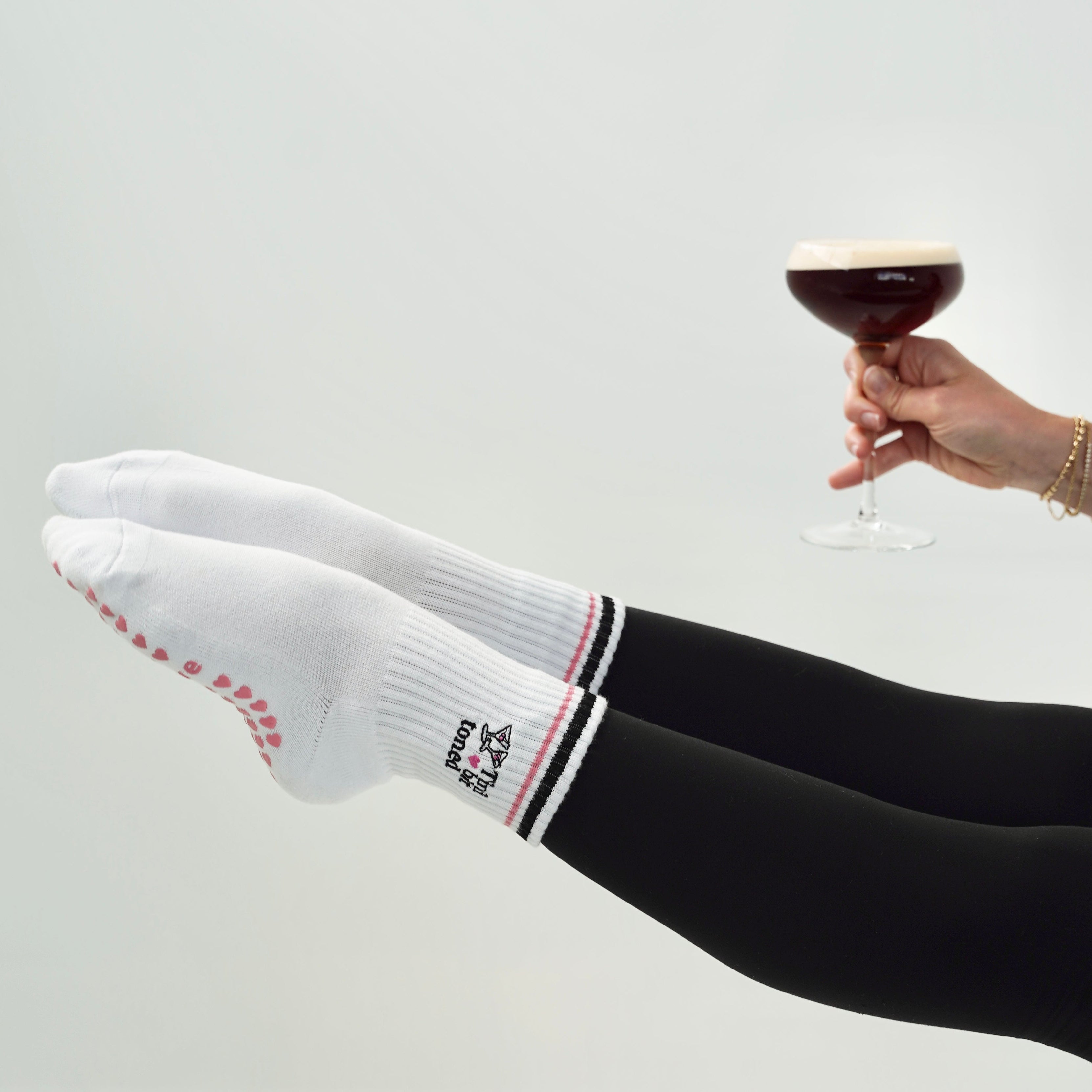 Tini bit toned grip socks