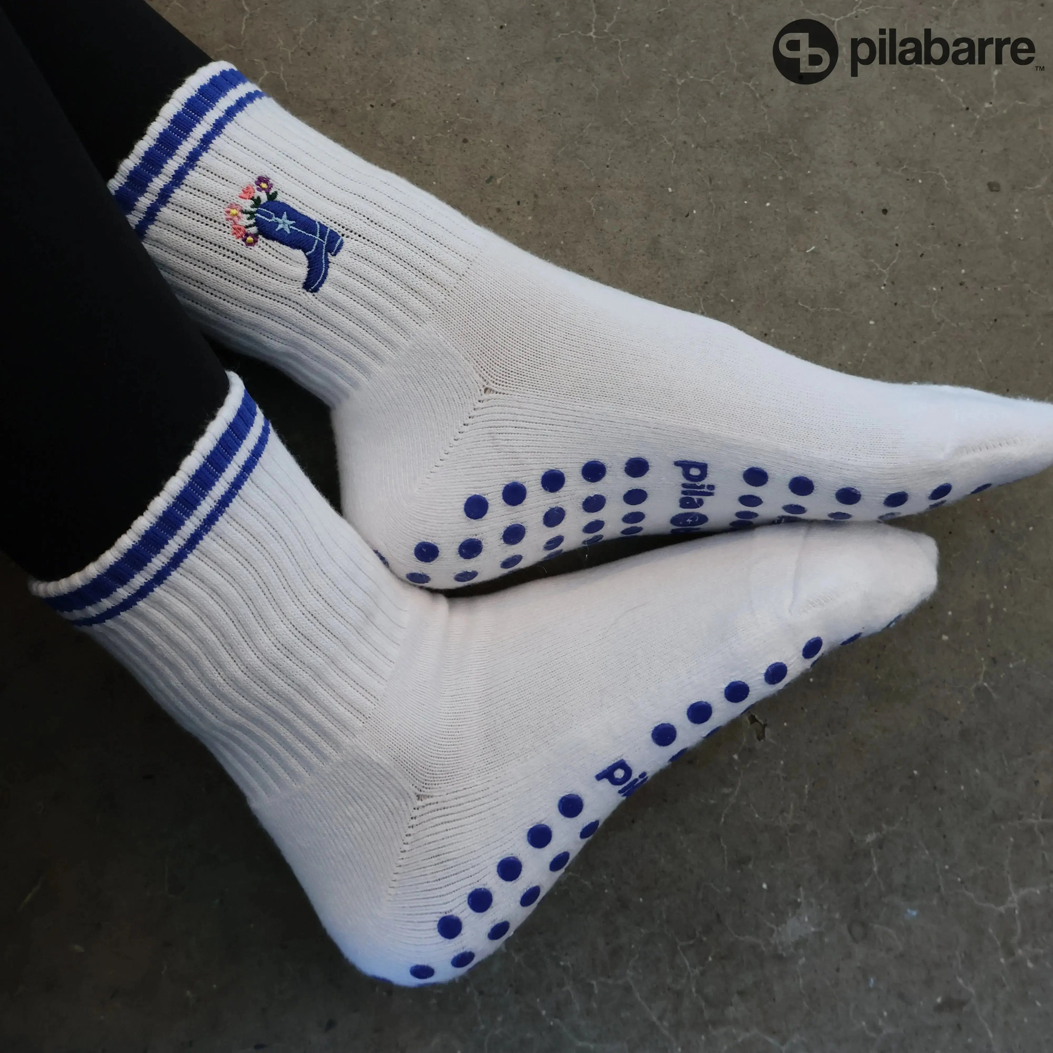 Western pilates socks - Western barre socks- Western grip socks