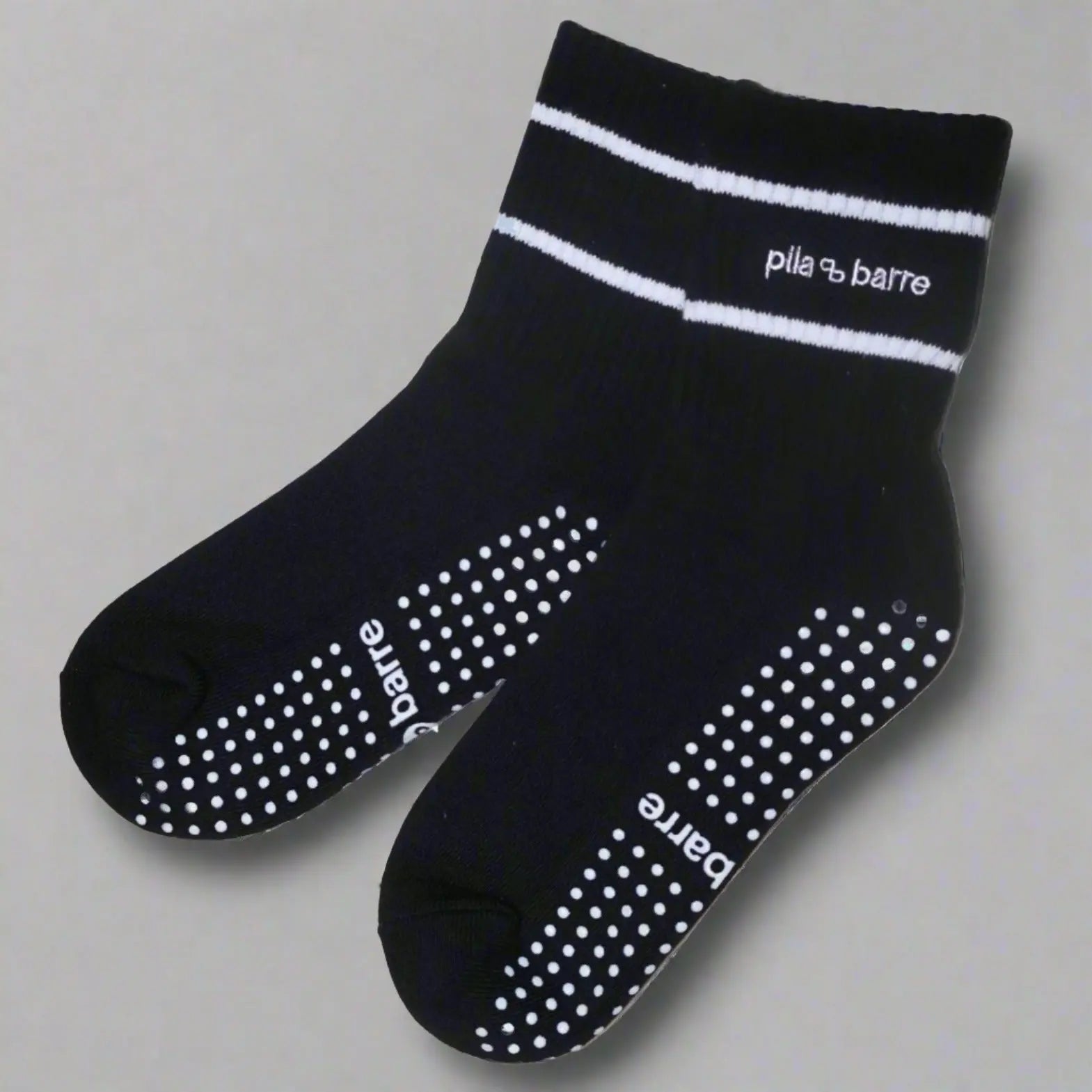 PILA Essential Grip Sock - Black My Store Pila-Barre PILA Essential Grip Sock - Black