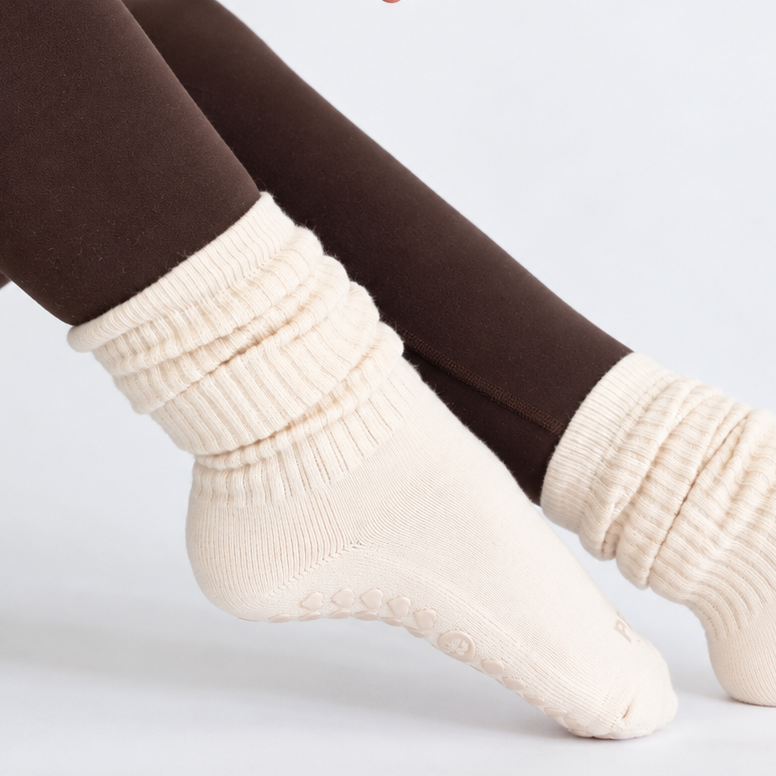PILA Best Scrunch Grip Socks - Cream