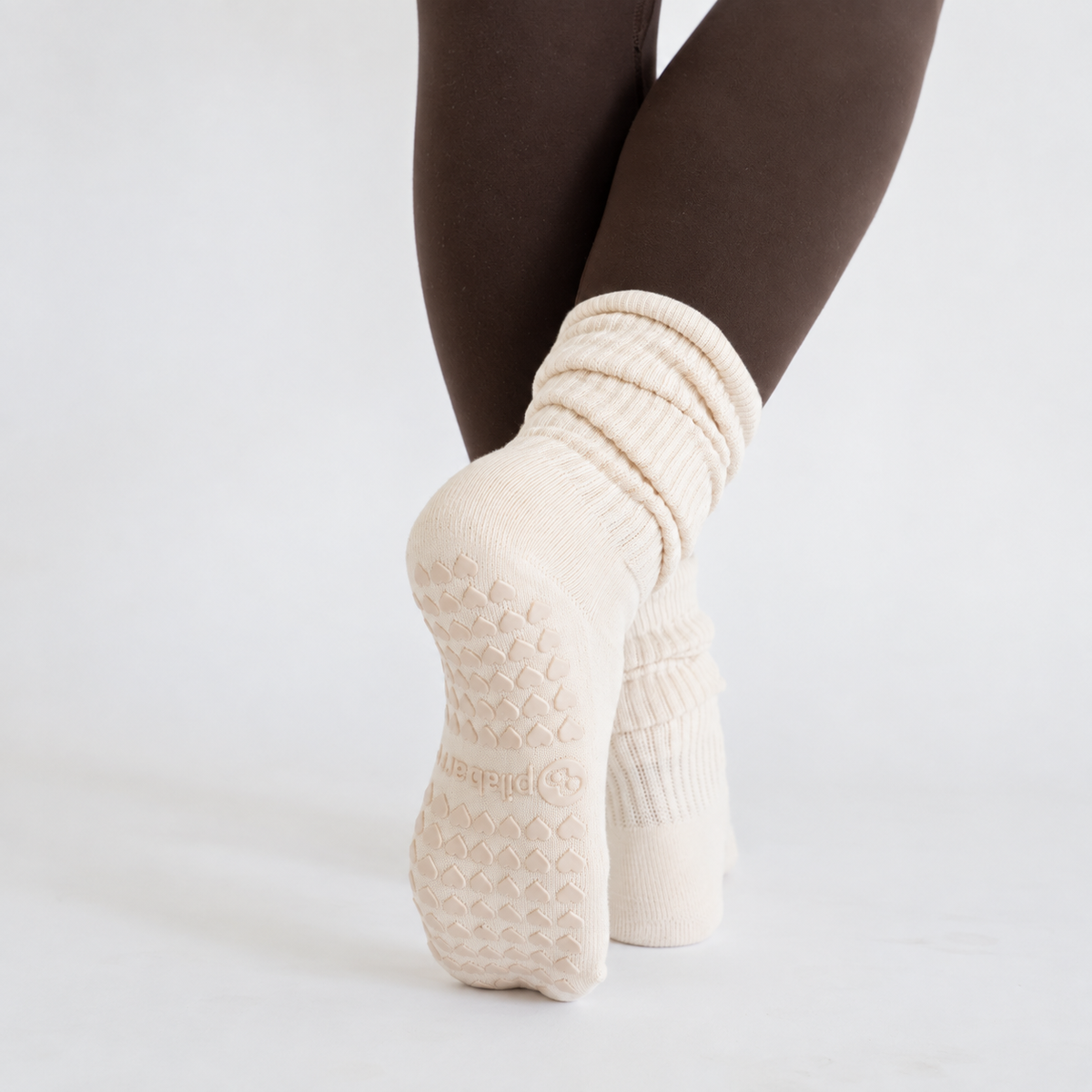 Cream Scrunch Grip Socks for pilates