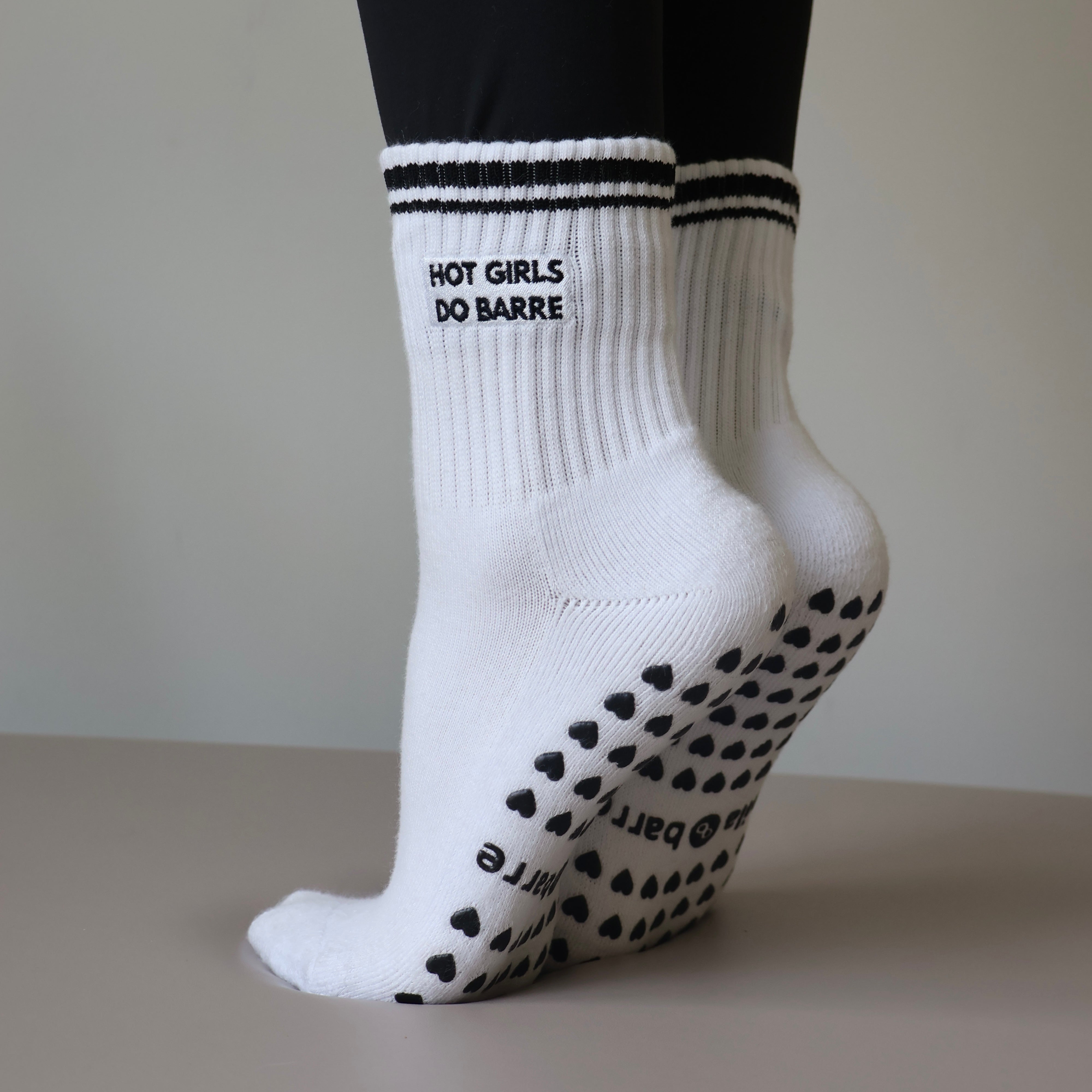 HOT GIRLS DO BARRE SOCKS WHITE/BLACK