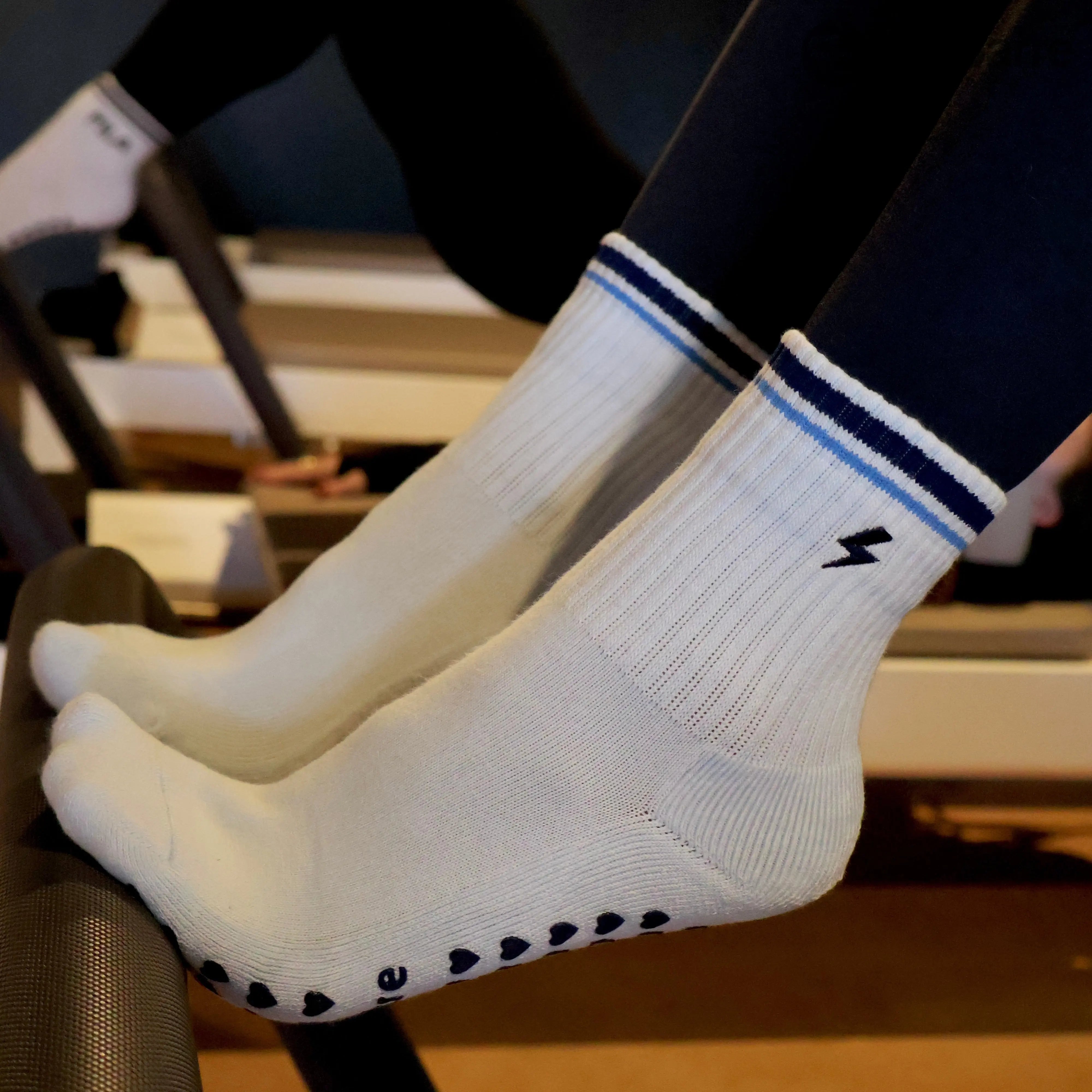 LIGHTNING BOLT PILATES SOCKS