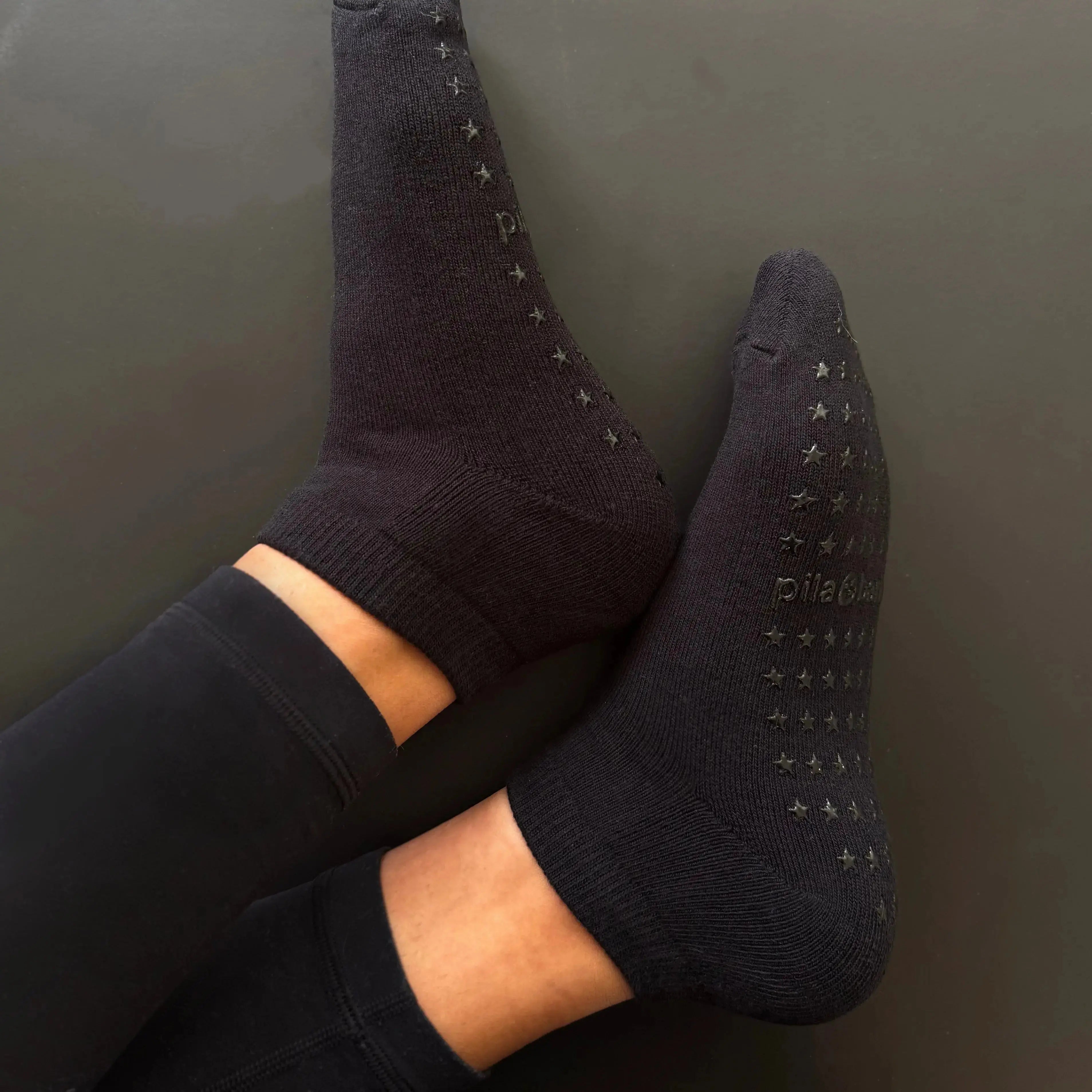 PILA Plain Best Low Grip Sock - Black Socks Pila-Barre Pila-Barre 