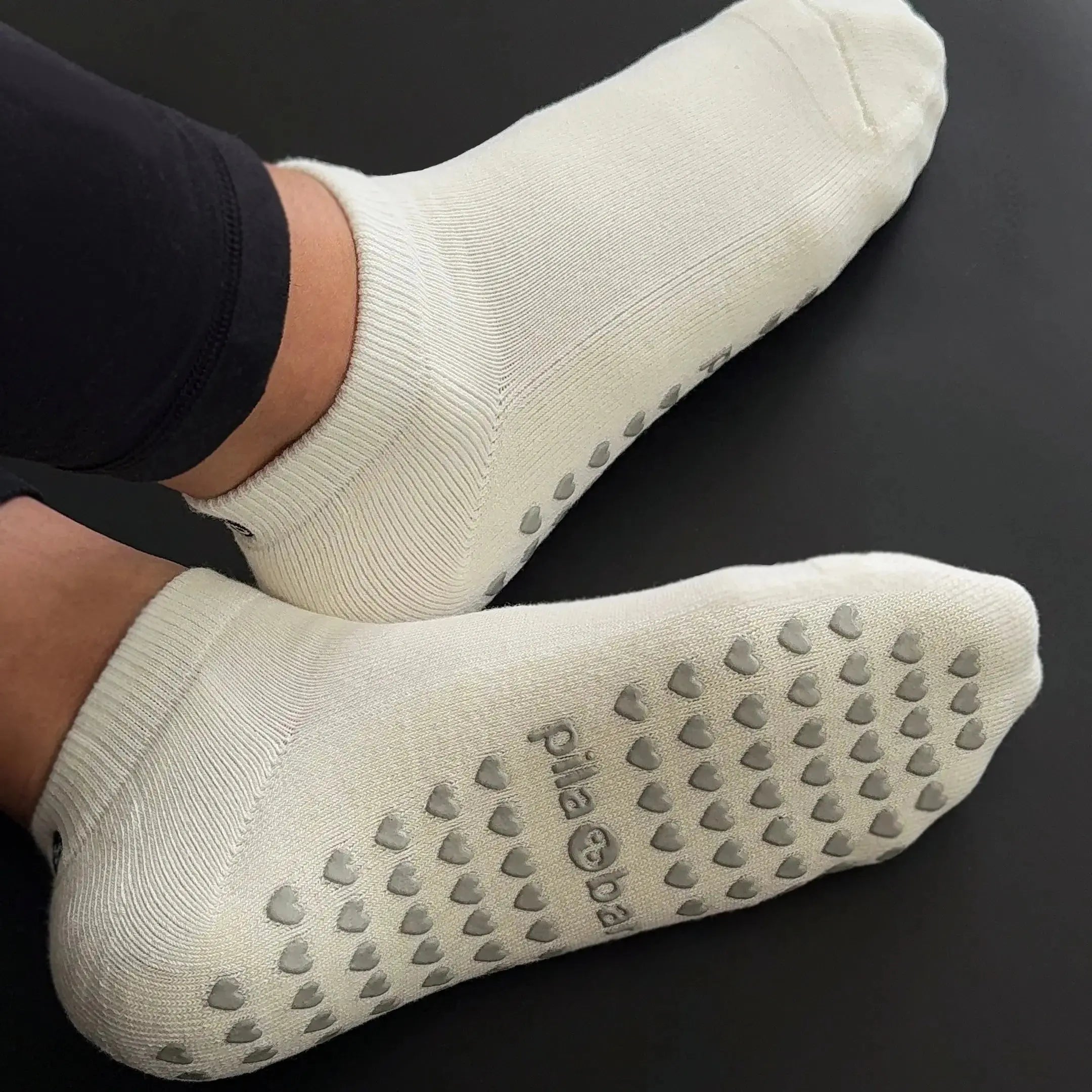 PILA Plain Best Low Grip Socks - Cream Socks My Store Pila-Barre 