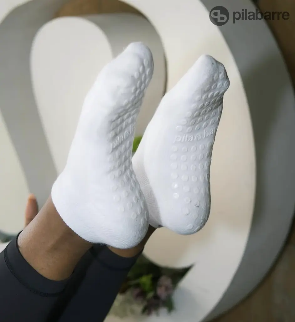 PILA Plain Best Low Grip Socks - White My Store