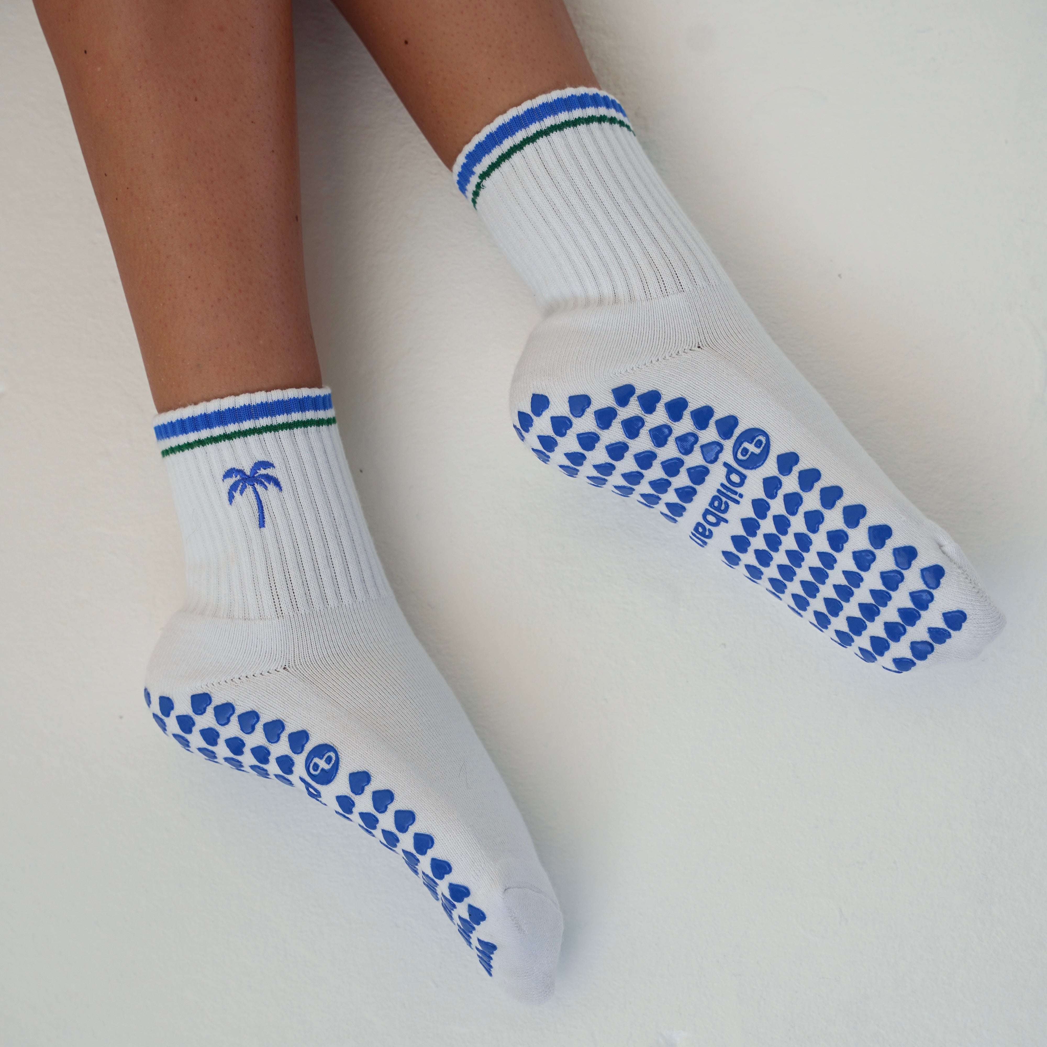 Palm tree grip socks for pilates