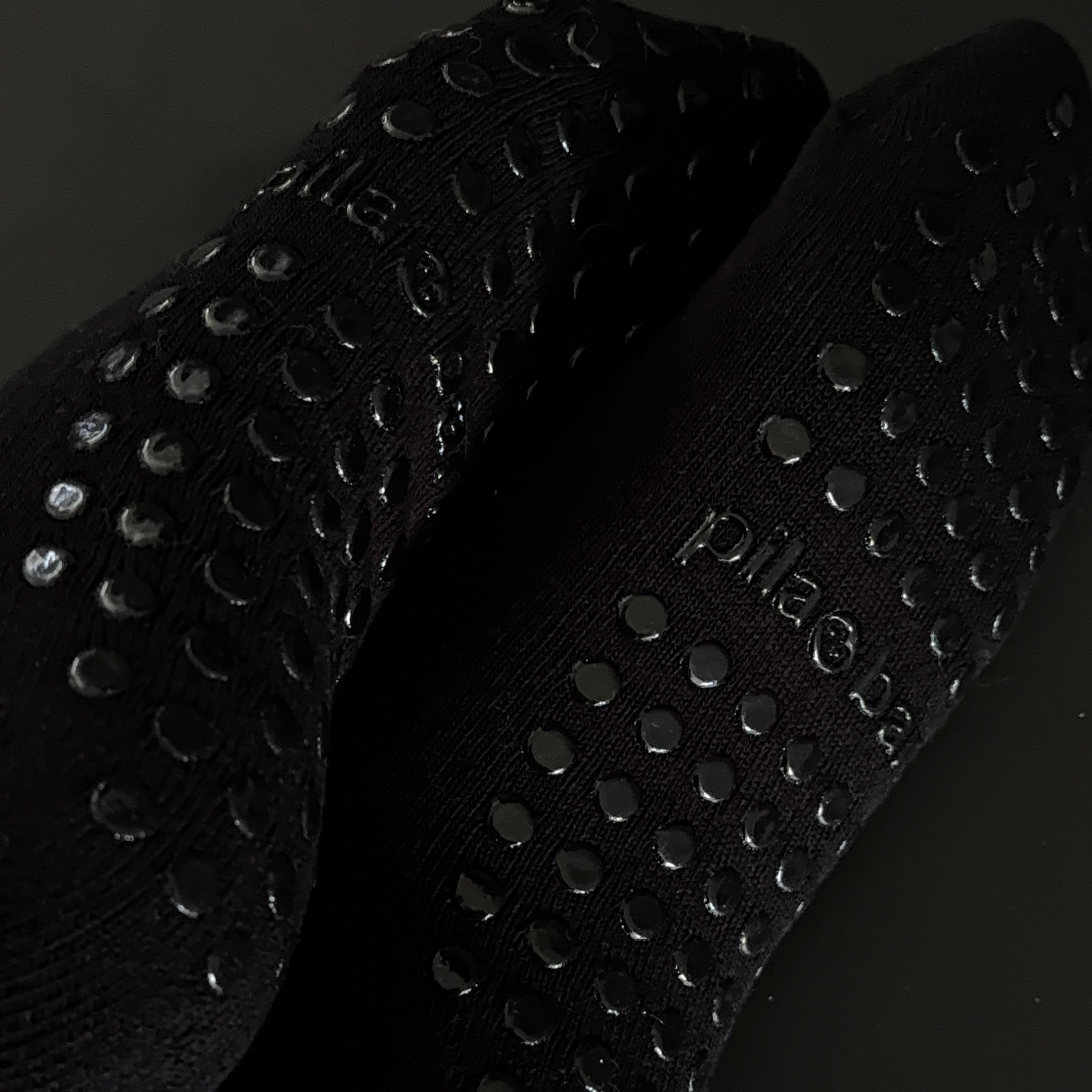 PILA Plain Best Black Grip Sock