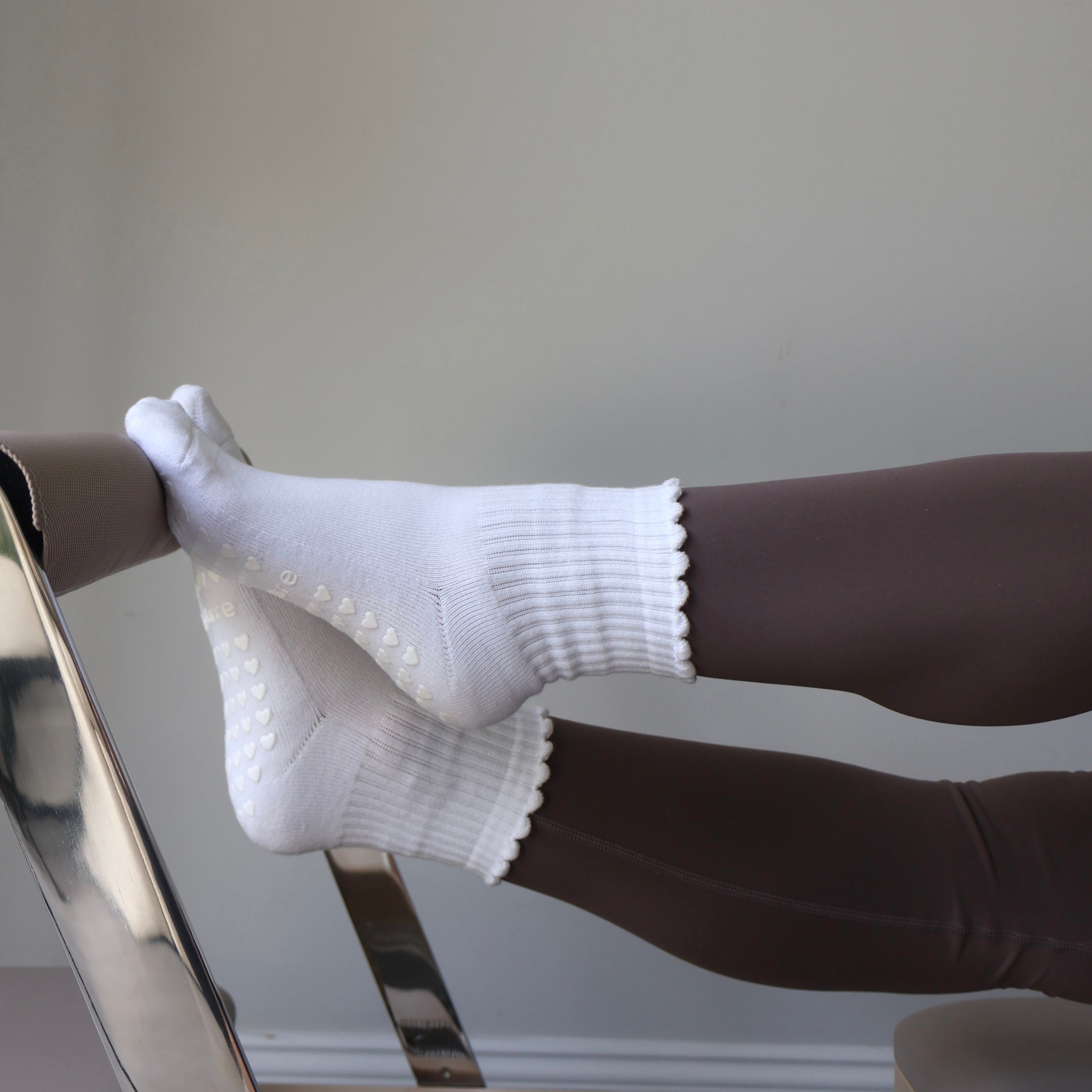 Pila Plain best white ruffle reformer pilates grip socks