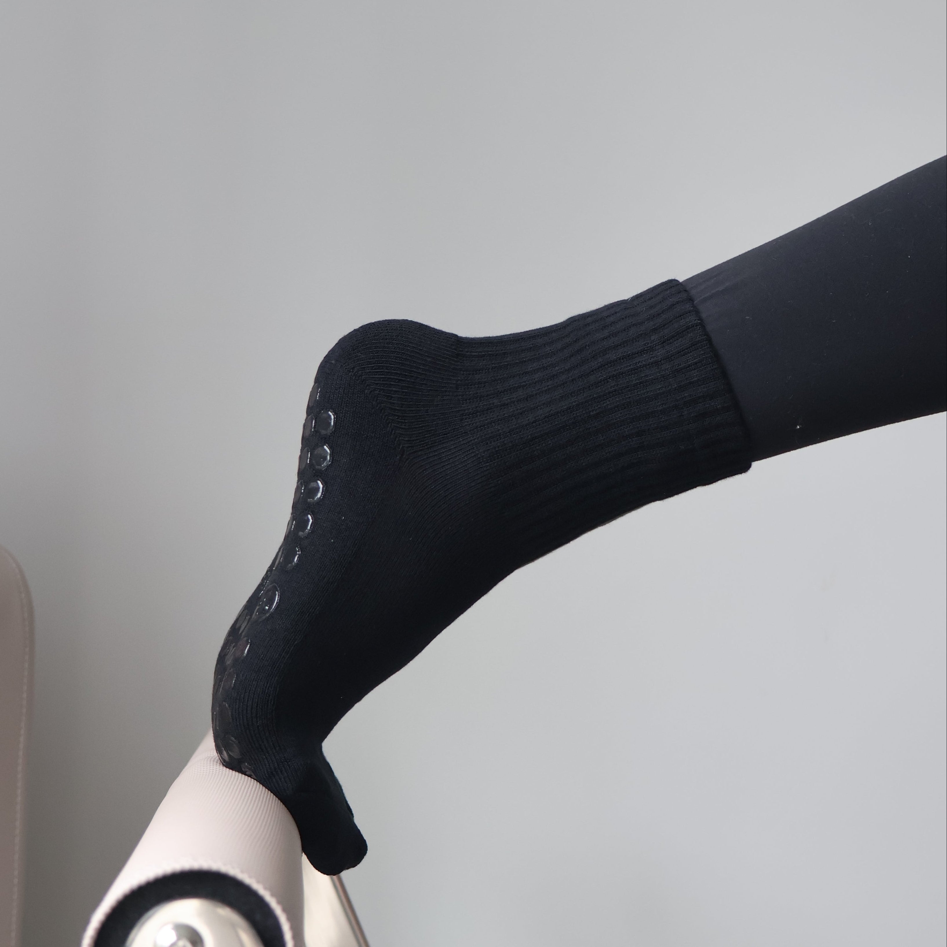 Pila plain best black grip socks for barre