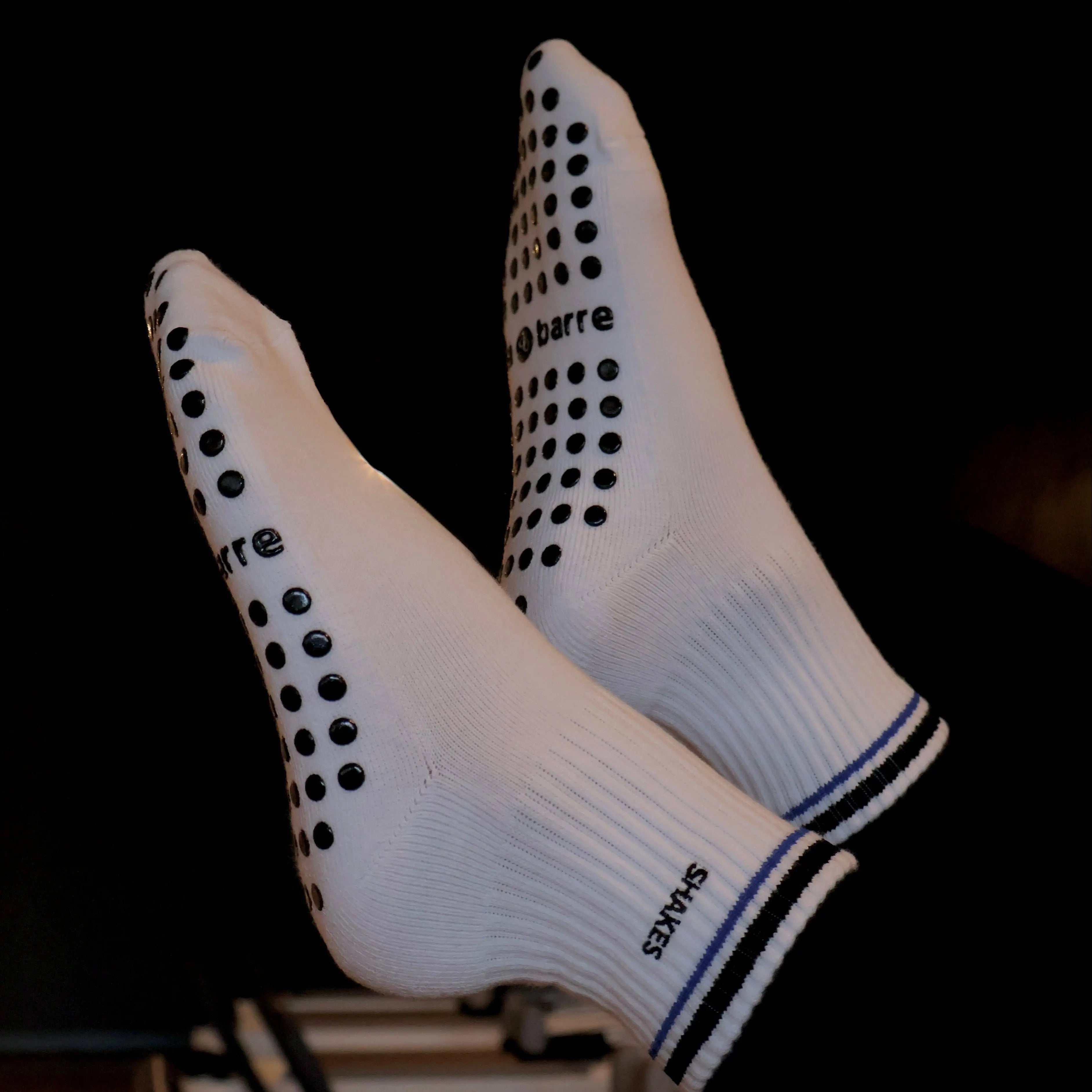 Shakes grip socks for pilates