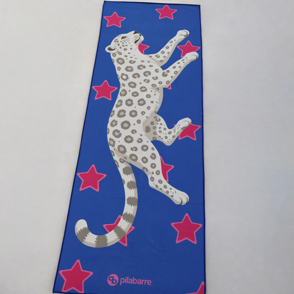 Wild Side Grip Towel – Snow Leopard