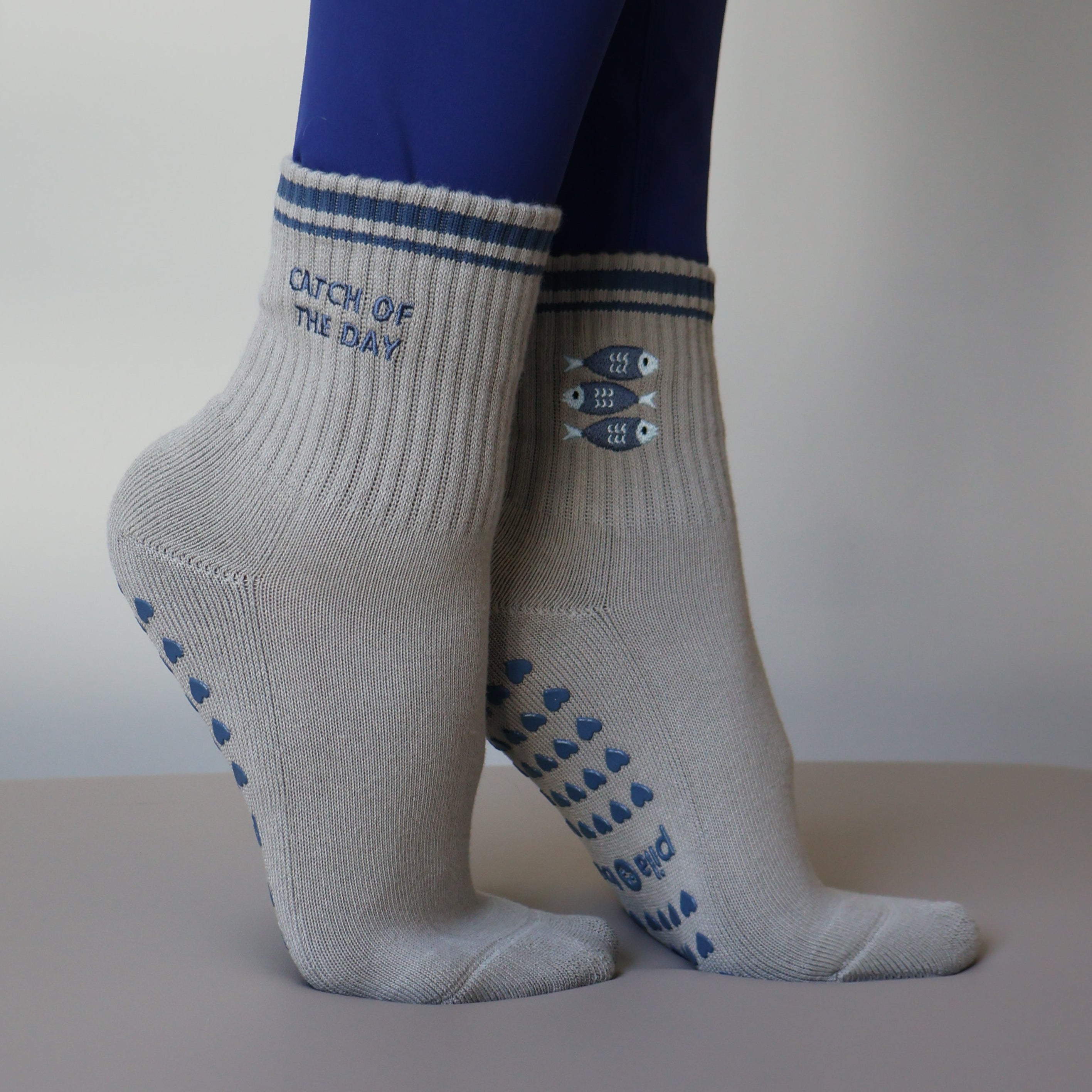 catch of the day barre socks with grips