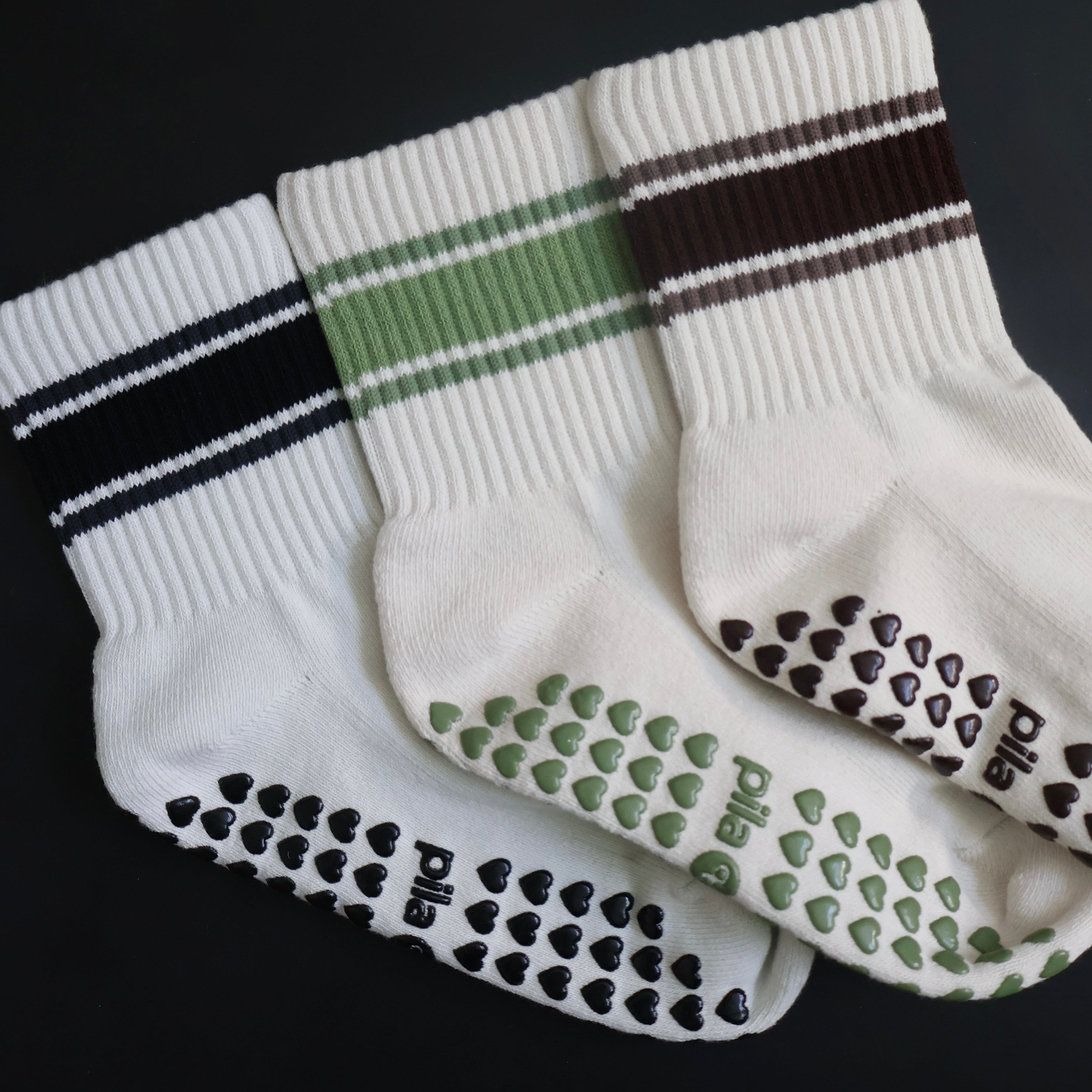 cream grip socks with stripes